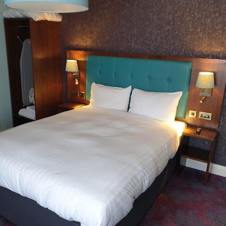 Hotel The Queen'S Head Wetherspoon Tavistock  Exteriér fotografie